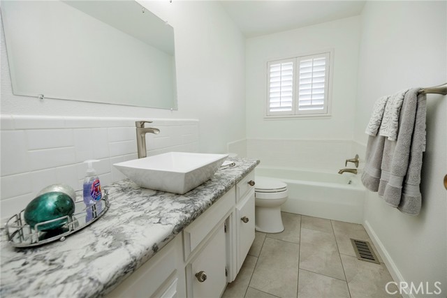 Detail Gallery Image 10 of 24 For 1721 Myrtlewood Dr, Ceres,  CA 95307 - 3 Beds | 2 Baths