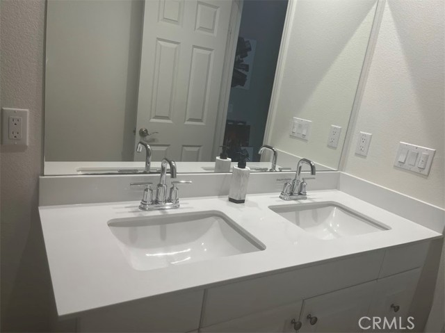 26538 San Jacinto Road, Menifee CA: https://media.crmls.org/medias/5cb2b9b7-e8d4-414b-8724-22874676ba43.jpg