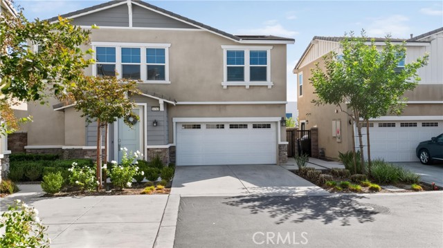 16765 Stags Leap Lane, Fontana CA: https://media.crmls.org/medias/5cb2d759-4c87-4a1e-a41d-32996d591d9e.jpg