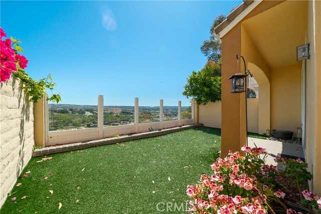 Detail Gallery Image 3 of 40 For 29 Sandcastle, Aliso Viejo,  CA 92656 - 3 Beds | 2/1 Baths