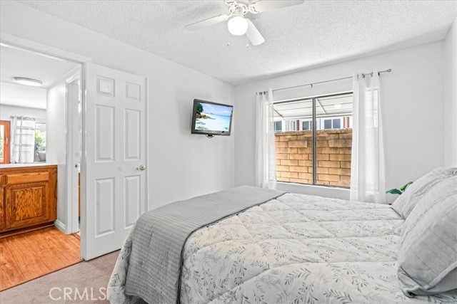 Detail Gallery Image 17 of 44 For 25252 Calero Avenue, Laguna Hills,  CA 92653 - 4 Beds | 3 Baths