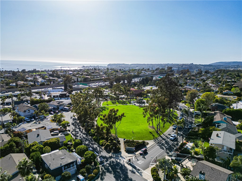MLS #OC25078759 img 1