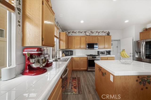 Detail Gallery Image 12 of 51 For 23825 Matador Way, Murrieta,  CA 92562 - 4 Beds | 2/1 Baths