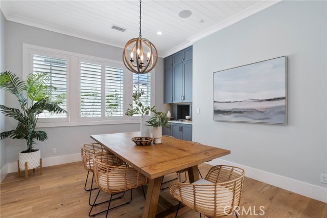 849 12th Court, Manhattan Beach, California 90266, 5 Bedrooms Bedrooms, ,5 BathroomsBathrooms,Residential,Sold,12th,SB22146383