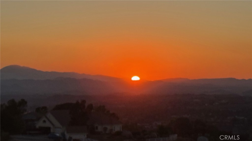 MLS #OC25148104 img 23