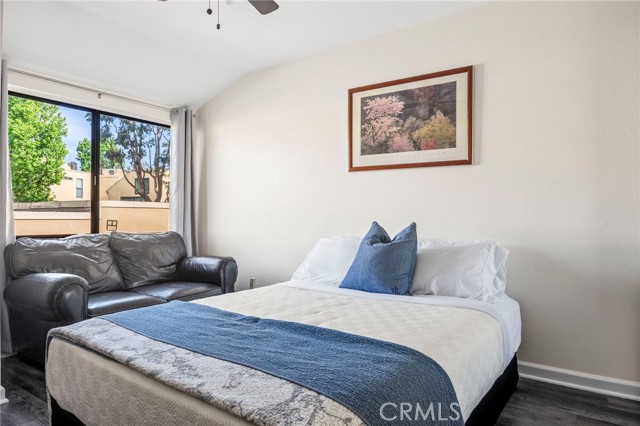 Detail Gallery Image 10 of 34 For 25712 Le Parc #20,  Lake Forest,  CA 92630 - 3 Beds | 2 Baths