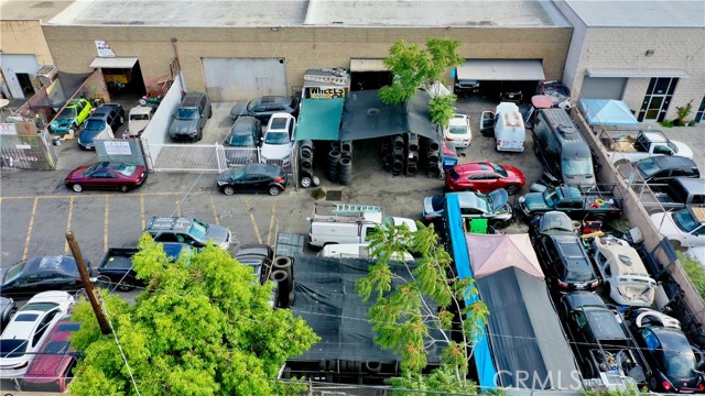 9925 San Fernando Road, Pacoima CA: https://media.crmls.org/medias/5cb5b3a3-13fd-47c3-8ce5-1f49135418c6.jpg