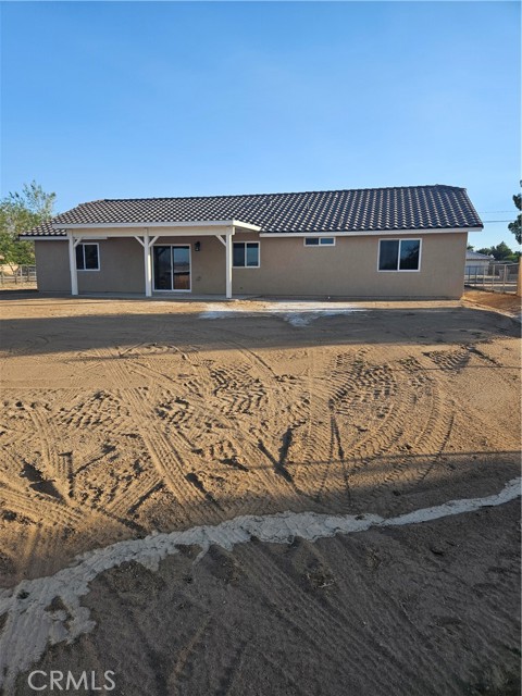 Detail Gallery Image 2 of 13 For 18994 Vine St, Hesperia,  CA 92345 - 3 Beds | 2 Baths