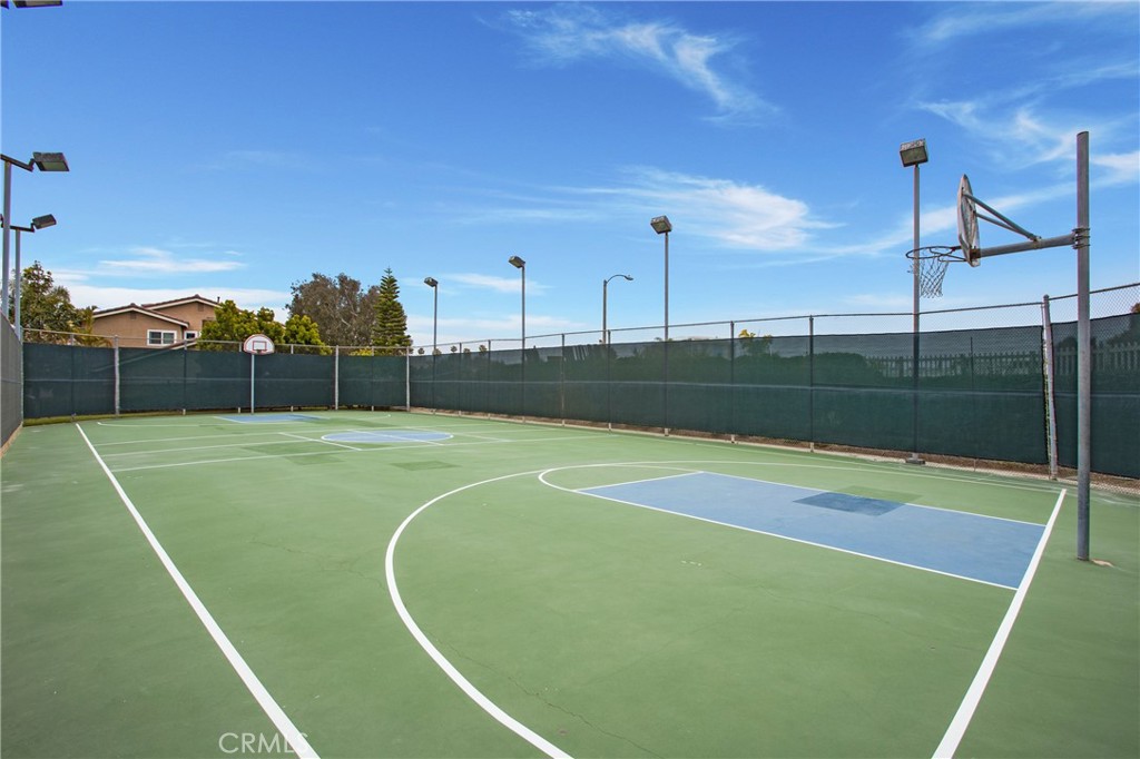 MLS #OC25247447 image #35