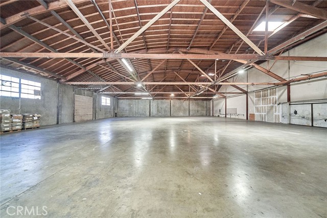 1707 E 20th Street, Los Angeles, California 90021, ,Commercial Sale,For Sale,1707 E 20th Street,CRRS24204348