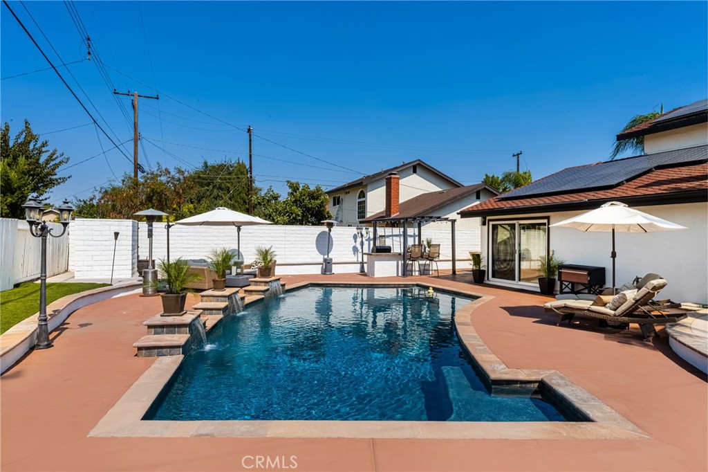 5cb7231d 894f 481a A6db E92b8f77dd97