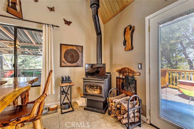 Detail Gallery Image 21 of 61 For 53050 Woodpecker Way, Idyllwild,  CA 92549 - 2 Beds | 1 Baths