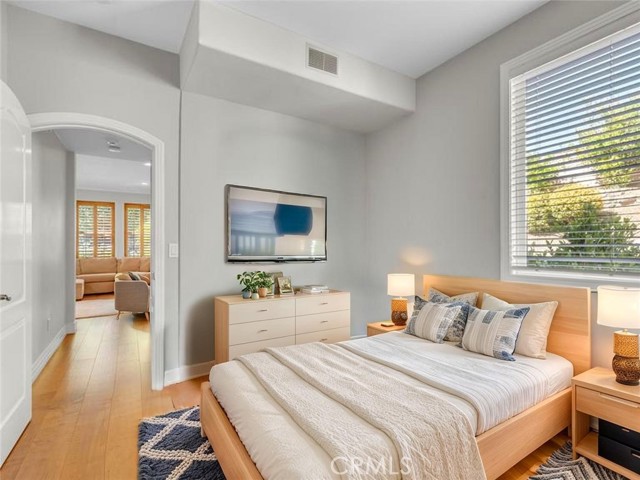 5635 Evening Sky Drive, Simi Valley CA: https://media.crmls.org/medias/5cb78168-8db6-40cd-9d29-4ccc8e42f702.jpg