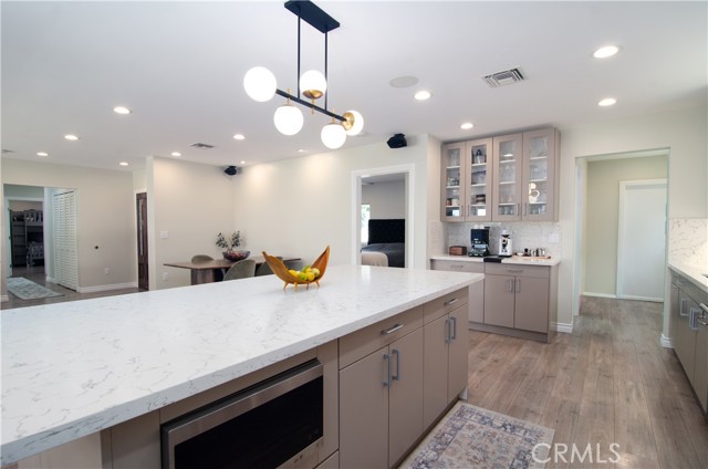18408 Tribune Street photo 17