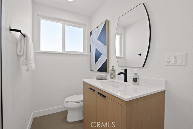 Detail Gallery Image 28 of 45 For 17805 Winterberry St, Fountain Valley,  CA 92708 - 6 Beds | 5/1 Baths