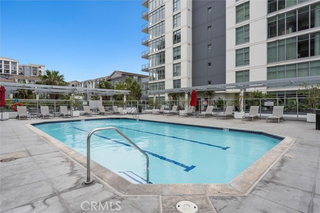 400 W Ocean Boulevard, Long Beach CA: https://media.crmls.org/medias/5cb9120c-310b-4620-887e-e2931f05ef89.jpg