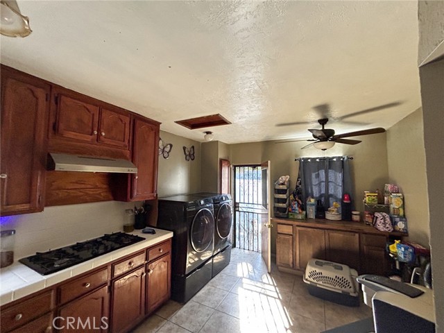 Detail Gallery Image 6 of 15 For 3816 Liberty Bld, South Gate,  CA 90280 - 3 Beds | 2 Baths