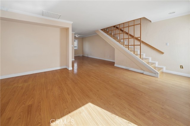 6101 Fulton Avenue, 9 photo 8