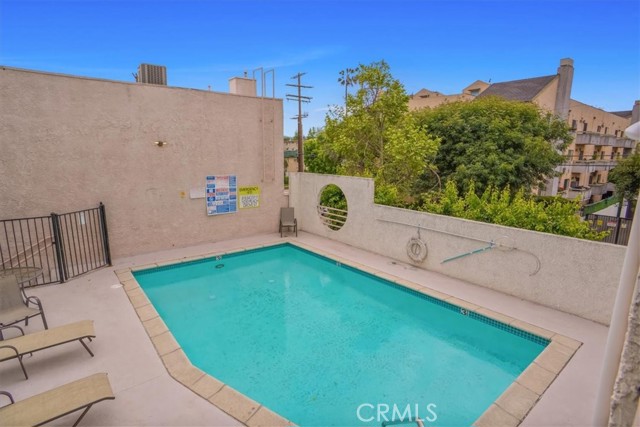 Detail Gallery Image 14 of 14 For 11230 Peach Grove St #206,  North Hollywood,  CA 91601 - 2 Beds | 2 Baths