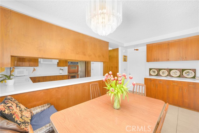 18132 James Road, Villa Park CA: https://media.crmls.org/medias/5cb9e29a-6931-4290-82ca-29fd9b03e3fc.jpg