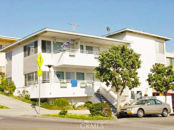 200 15th Street, Manhattan Beach, California 90266, 7 Bedrooms Bedrooms, ,6 BathroomsBathrooms,Residential,Sold,15th,SB20077177