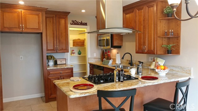 12700 Newport Avenue, Tustin CA: https://media.crmls.org/medias/5cbac8e3-edc9-4b29-b5f6-5d4302124204.jpg