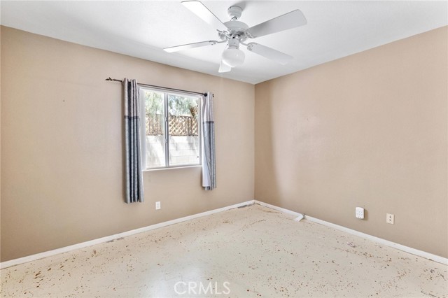 68269 Calle Calmoso, Desert Hot Springs CA: https://media.crmls.org/medias/5cbae06b-e5f2-41dd-ace1-2811ec810bff.jpg