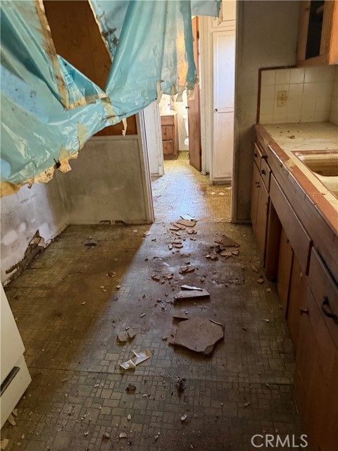 Detail Gallery Image 8 of 13 For 1537 W 180th, Gardena,  CA 90248 - 3 Beds | 2 Baths