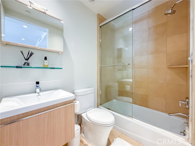 443 N Palm Drive, Beverly Hills CA: https://media.crmls.org/medias/5cbb7ece-7bbe-4dbc-a738-b418ba0bf88d.jpg
