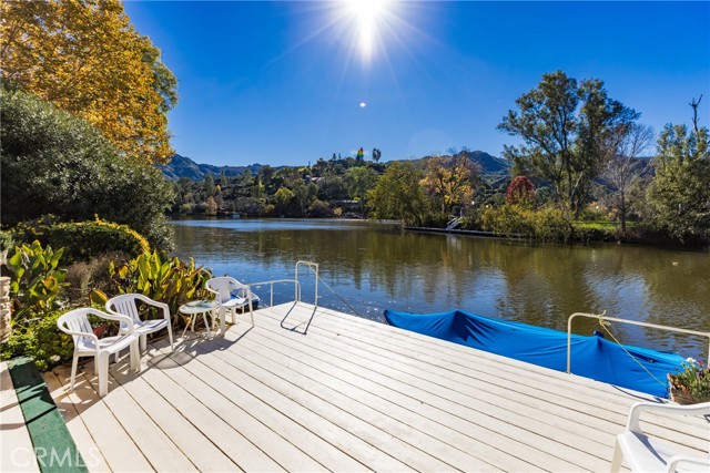 Detail Gallery Image 44 of 54 For 2232 Lakeshore, Agoura Hills,  CA 91301 - 3 Beds | 3 Baths