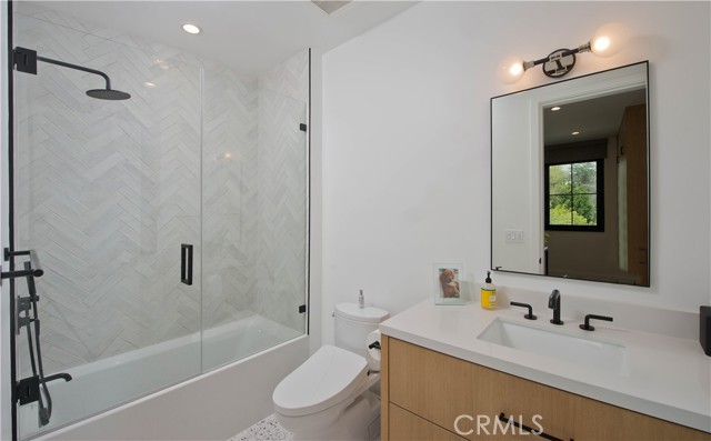 4143 Davana Road, Sherman Oaks CA: https://media.crmls.org/medias/5cbc0937-0ed5-488c-bb4b-f1845d85ab2d.jpg