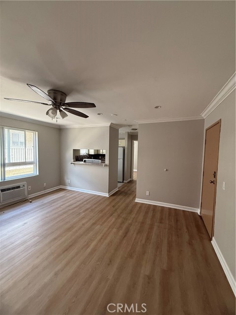 Detail Gallery Image 2 of 10 For 10900 Blix #4,  North Hollywood,  CA 91602 - 1 Beds | 1 Baths