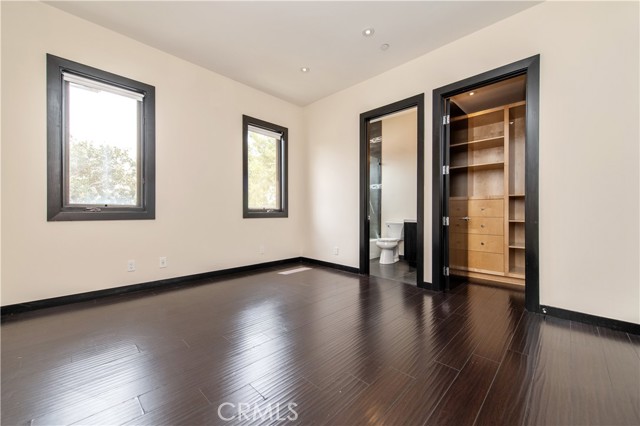 Detail Gallery Image 24 of 39 For 268 S Clark Dr, Beverly Hills,  CA 90211 - 5 Beds | 5/1 Baths