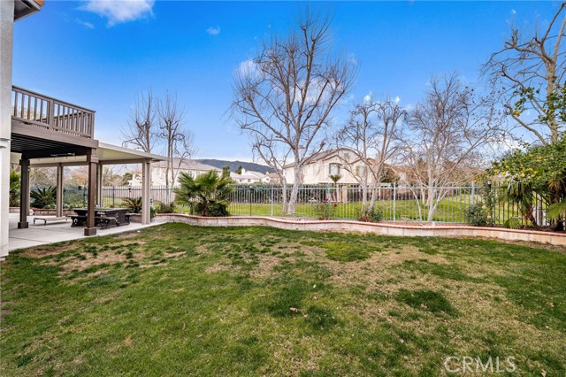 Detail Gallery Image 38 of 52 For 16422 Empire Lakes Ct, Fontana,  CA 92336 - 4 Beds | 2/1 Baths