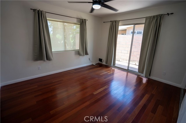 10733 Mead Way, Loma Linda CA: https://media.crmls.org/medias/5cbcabf8-6f06-40ac-96a0-5f9332b58172.jpg