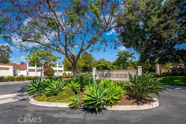 10 Lassen, Irvine CA: https://media.crmls.org/medias/5cbd86e6-ea38-48fc-b0c1-a5b99d7d29e6.jpg