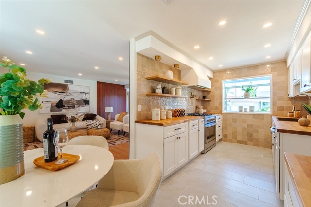 630 Shady Ln, Placentia CA: https://media.crmls.org/medias/5cbe6837-a51d-40e0-98a8-bae9ee4879c9.jpg