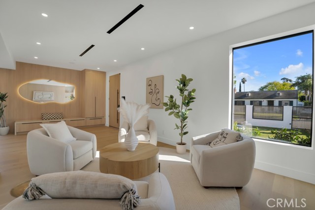 Detail Gallery Image 63 of 63 For 11107 Kling St, North Hollywood,  CA 91602 - 4 Beds | 4 Baths