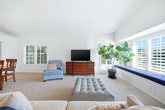 Detail Gallery Image 6 of 46 For 17866 via La Cresta, Chino Hills,  CA 91709 - 3 Beds | 2 Baths