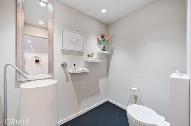 Image 15 of 68 For 9653 Oak Pass Rd