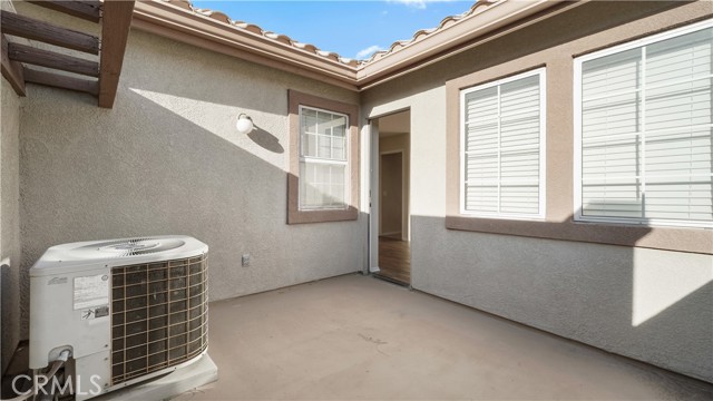 Detail Gallery Image 23 of 32 For 2951 via Milano #202,  Corona,  CA 92879 - 2 Beds | 2 Baths