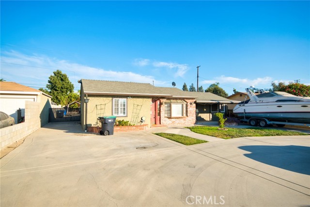 Detail Gallery Image 2 of 37 For 12953 Cozzens Ave, Chino,  CA 91710 - 5 Beds | 3 Baths