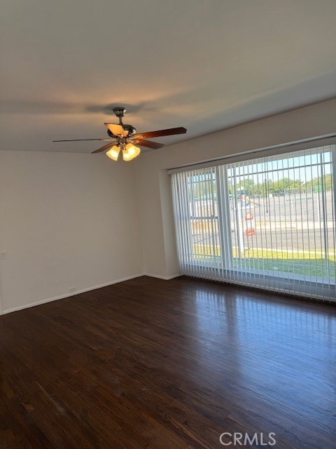 Detail Gallery Image 3 of 19 For 9928 Marnice Ave, Tujunga,  CA 91042 - 3 Beds | 1/1 Baths