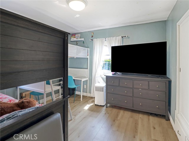 5960 Lime Avenue, Long Beach CA: https://media.crmls.org/medias/5cc03092-a494-4679-a4b1-2a6fcb0ed82e.jpg