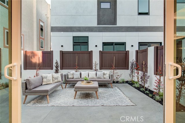 206 Juanita Avenue, Redondo Beach, California 90277, 4 Bedrooms Bedrooms, ,3 BathroomsBathrooms,Residential,Sold,Juanita,PV20030908