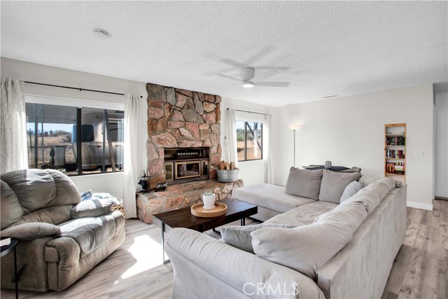 Detail Gallery Image 7 of 51 For 57920 Buena Vista Dr, Yucca Valley,  CA 92284 - 3 Beds | 2 Baths