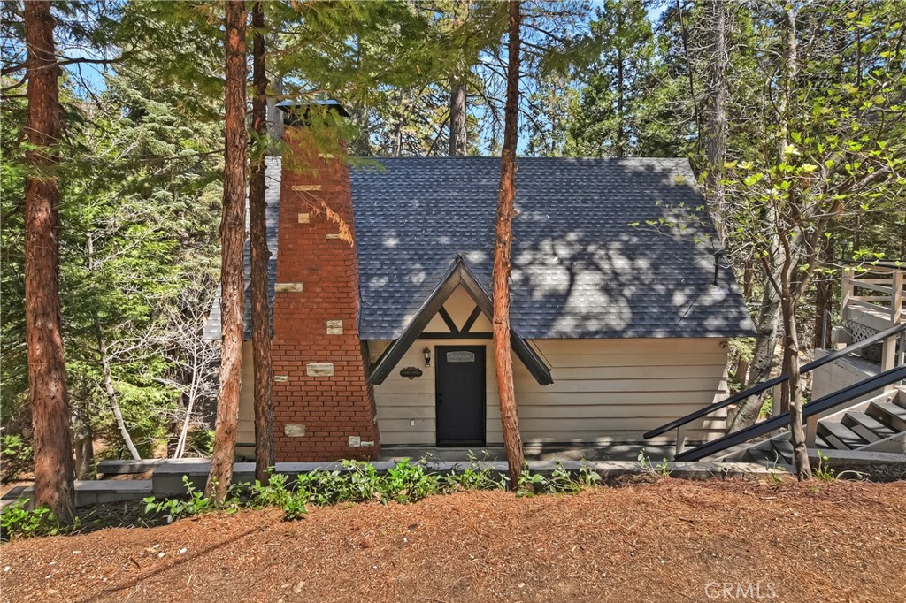 377 Hillside Road
