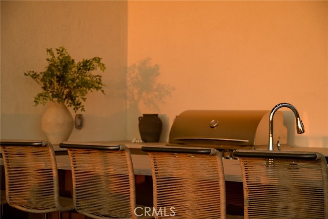 414 Main, Huntington Beach CA: https://media.crmls.org/medias/5cc11c9c-816c-4937-883c-fe4a2b1d9aba.jpg