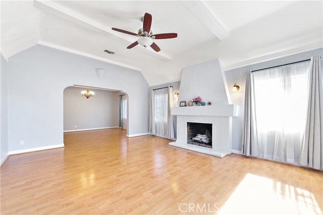 Detail Gallery Image 9 of 32 For 912 N Howard, Glendale,  CA 91207 - 2 Beds | 1/1 Baths