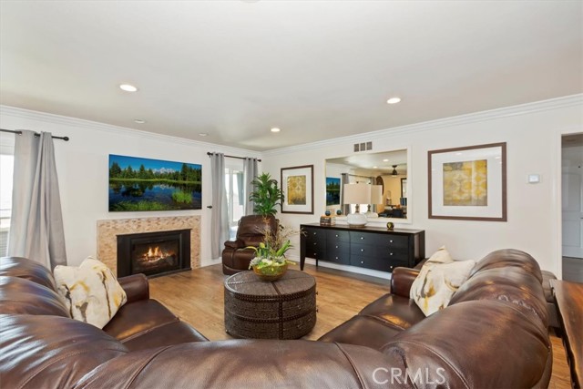 Detail Gallery Image 10 of 33 For 7722 Park Mccomber Cir, Buena Park,  CA 90621 - 3 Beds | 2 Baths